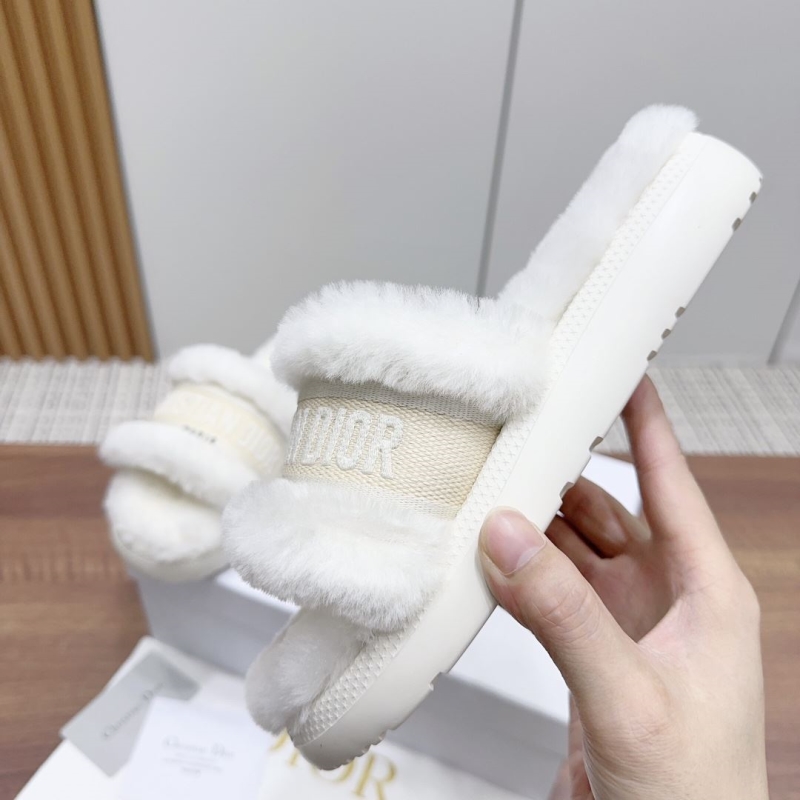 ch**an D*or slippers